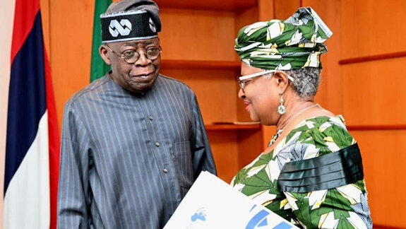 Nigerian entrepreneurs and small businesses in a busy market